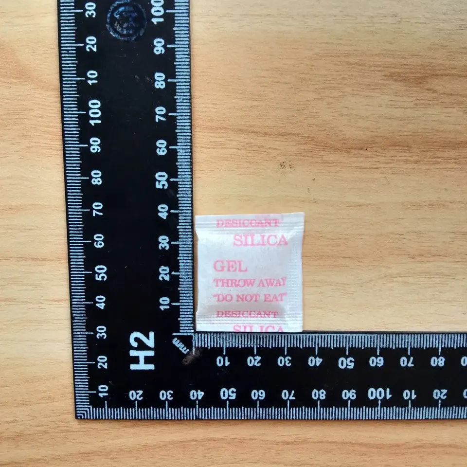 1g 透明硅胶干燥剂小包：药瓶、保健品、服装与精密电子防潮标准件 - 越南铁日防潮工厂