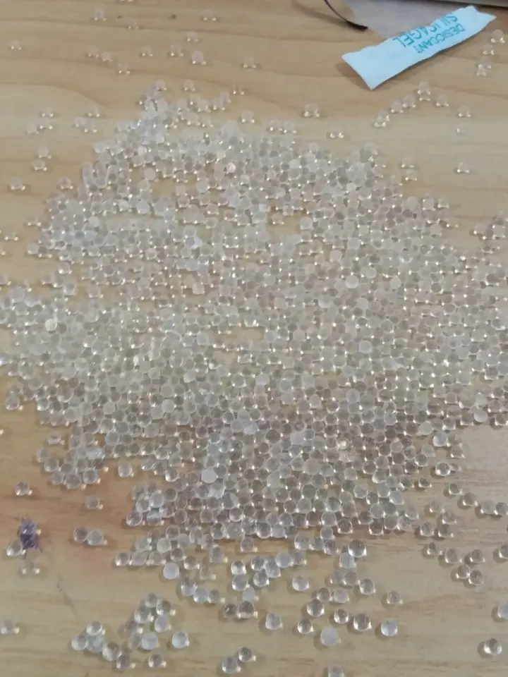 蓝色变色硅胶包与透明硅胶包源头批发:多克重规格满足精密工业防潮 - 越南铁日防潮工厂